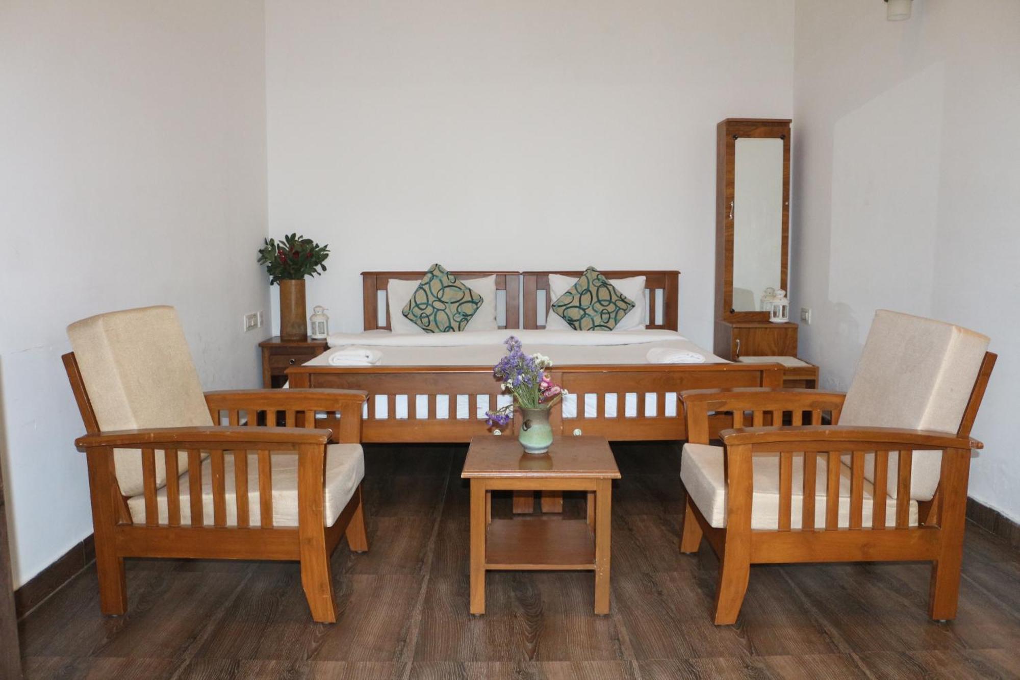 Logan Camp Ooty Hotell Coonoor Exteriör bild